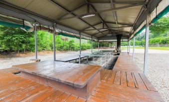 Gapyeong Gold River Castle Pension