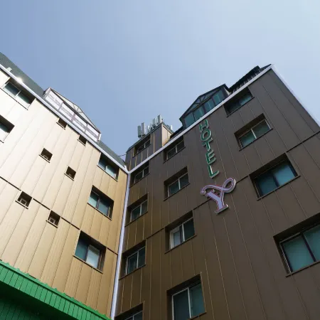 Yangpyeong Hotel Y Отели рядом с достопримечательностью «Галерея Shigan Toki»