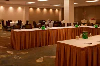 Delta Hotels Winnipeg - Business