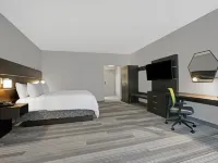 Holiday Inn Express MILWAUKEE DOWNTOWN by IHG Hotels in Milwaukee