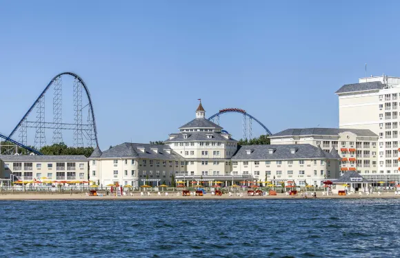 杉樹角熱浪酒店