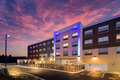 Holiday Inn Express & Suites ASHEBORO by IHG Hotels in 