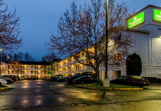 홈타운 스튜디오 타코마 - 퓨알럽