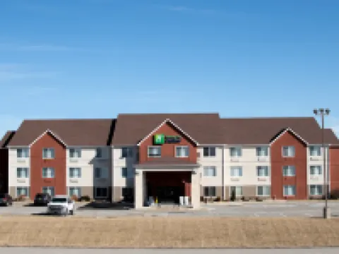 Holiday Inn Express & Suites MARYVILLE by IHG Hotels in Nodaway County