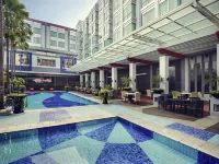 Mercure Pontianak City Center - Pools