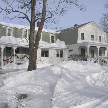 Maple Hill Farm Inn