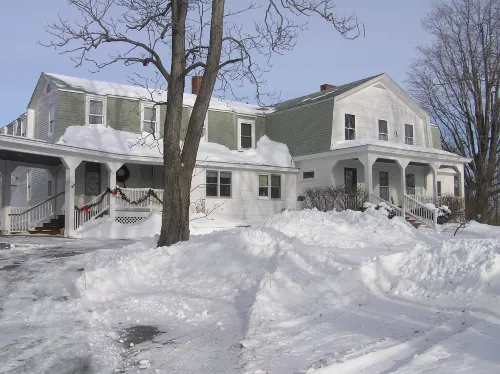 Maple Hill Farm Inn
