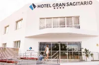 هوتل جران ساجيتاريو Hotels near Es Bot - Algaiarens