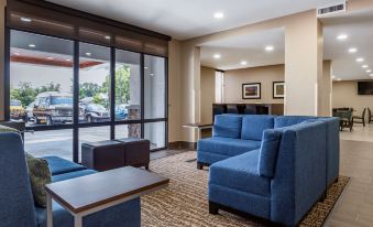 Quality Inn & Suites Spring Lake - Fayetteville Near Fort Liberty