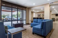 Quality Inn & Suites Spring Lake - Fayetteville Near Fort Liberty Hotels in Spring Lake