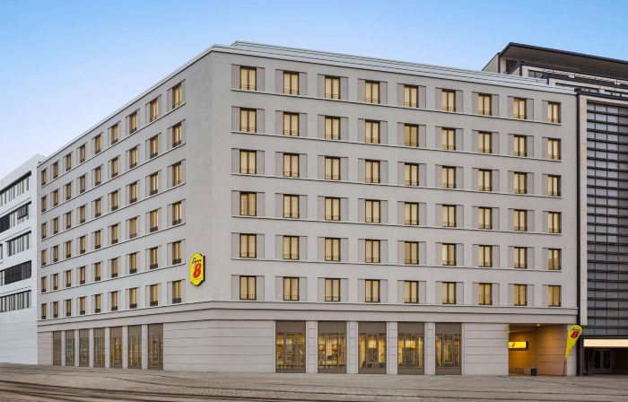 Super 8 by Wyndham Chemnitz
