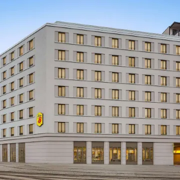Super 8 by Wyndham Chemnitz