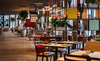 IntercityHotel Amsterdam Airport