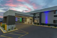 Super 8 by Wyndham South Holland