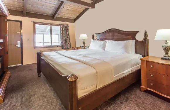 西艾利斯-密爾沃基戴斯酒店