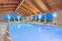 AmericInn by Wyndham Elkhorn Near Lake Geneva Hotels in Delavan