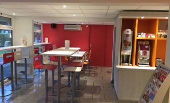 Premiere Classe Toulouse Sud - Portet