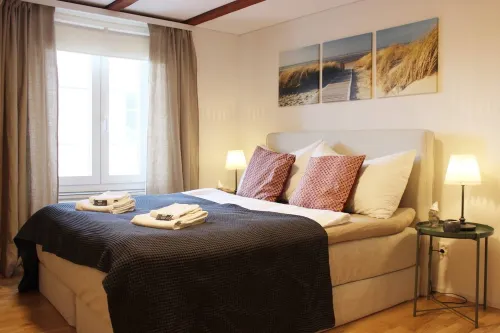 Completely Renovated Apartment Near the Train Station and the Center - 3-نجوم
