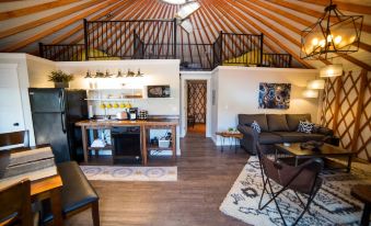 Escalante Yurts - Luxury Lodging