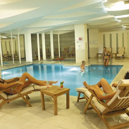 Korumar Hotel Deluxe