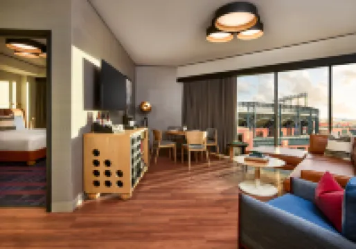 The Rally Hotel at McGregor Square