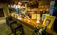 Cocotinos Manado - bar