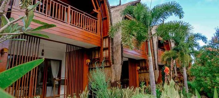 Aldi's Bungalow Hotel di Pujut