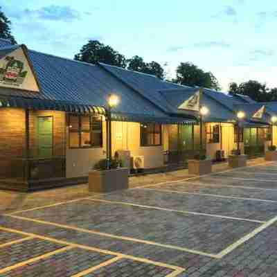 天才汽車公園飯店 Hotel Exterior