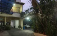 Puri Phunix Guest House Babarsari