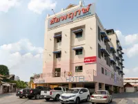 ชัยพฤกษ์ แกรนด์ โฮเท็ล โรงแรมใกล้สวนน้ำบุ่งตาหลั่วเฉลิมพระเกียรติรัชกาลที่ ๙