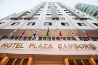 Hotel Plaza Camboriú Hotels near Comunidade Evangélica Viva Vida