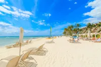 Ambassador at Grand Velas All Inclusive - Luxury