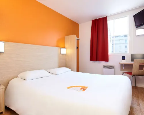 Premiere Classe Montelimar - les Tourettes Hotels in Drome