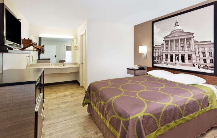 Super 8 by Wyndham Ringgold/Chattanooga Area