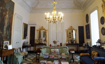 Palazzo Bernardini Suites