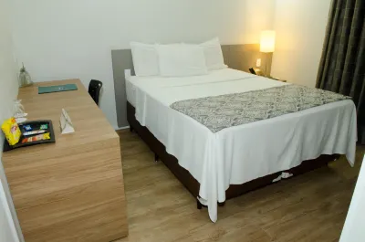 Ímpar Suítes Expominas Hotels in Бєло-Горизонте