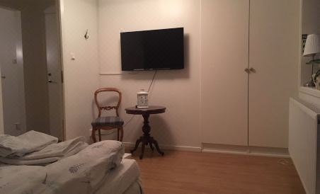 Trollhättans Bed and Breakfast - Housity