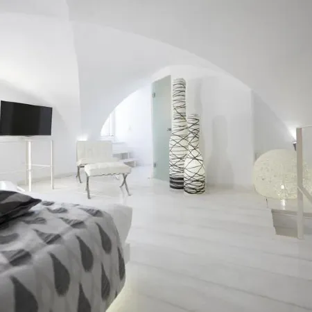 Dreams Luxury Suites