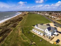 The Cliff House โรงแรมในHighcliffe