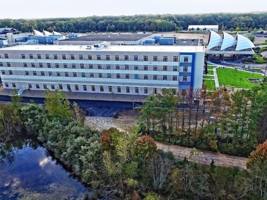Hotels near ballys casino online