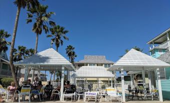 Seashell Village Resort Near the Beach with Kitchens