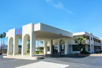 Motel 6 Newnan, GA Hotels in Newnan