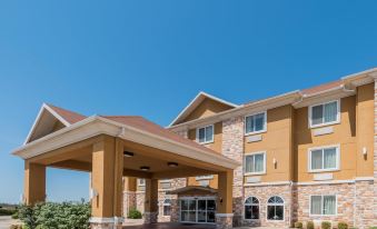 Days Inn & Suites by Wyndham Cleburne TX