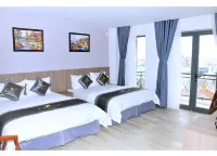 Royal Palms Hotel