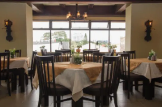 Hotel Plaza Real Suites & Apartments San Jose