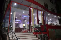 Hotel Saket 파치마히 호 주변 호텔