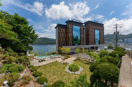 Denbasta Ryokan Hotel Отели в г. Кодже