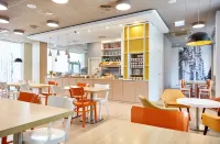 羅茲市中心B&B酒店 - 早餐