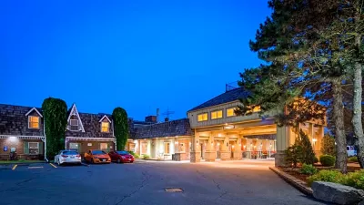 Best Western Parkway Inn  Conference Centre Hotels near Rurban Brewing