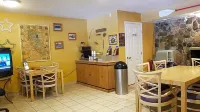 Golden Chain Motel Hotels in Grass Valley